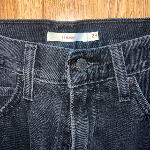 Levi’s Jeans - Picture 3 of 4